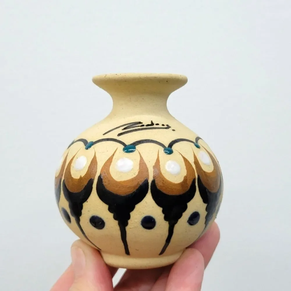 N/A charming vintage